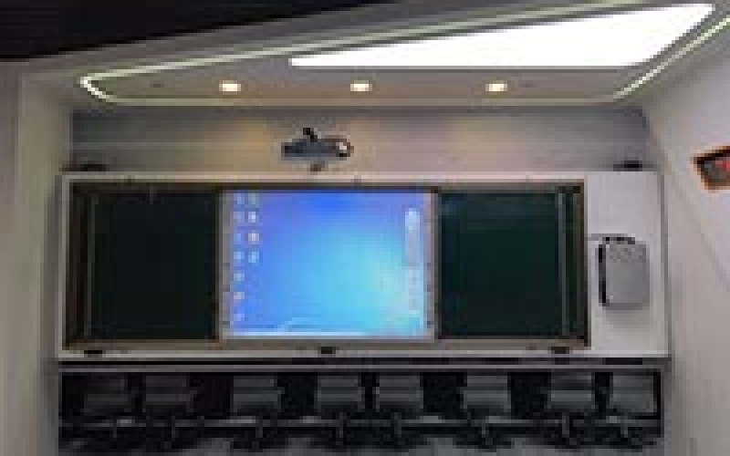 多媒體教學觸摸一體機屏幕正確的清潔方式